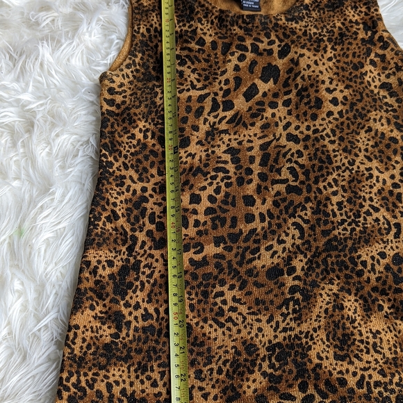 Objects Gold Tank Top Acrylic material Size M. Bt - Picture 5 of 8